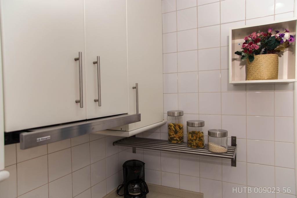 Alcam Bailen Garden Apartment Barcelona Luaran gambar
